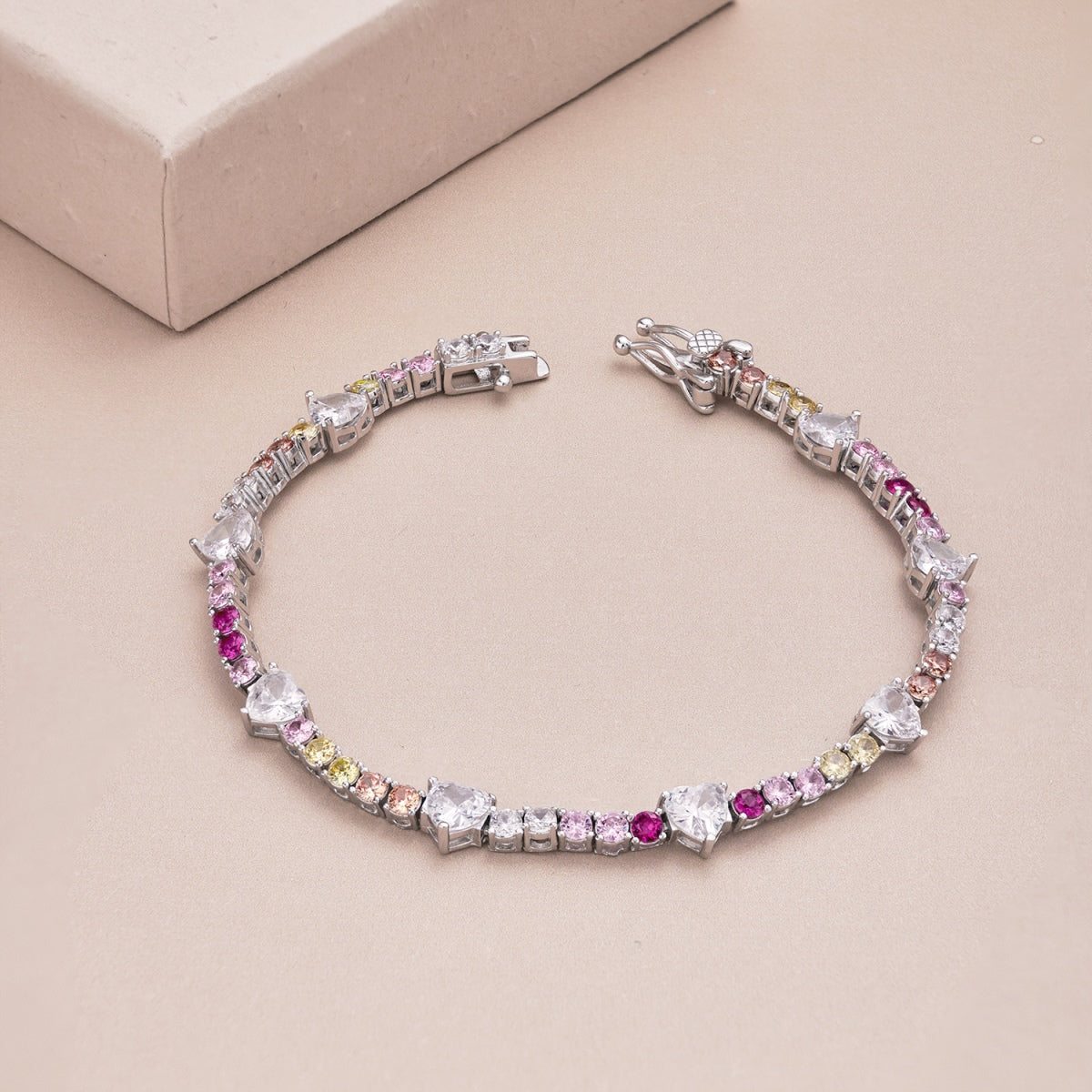 [AuraEcho]Romantic Heart Shape Round Cut Lover Bracelet