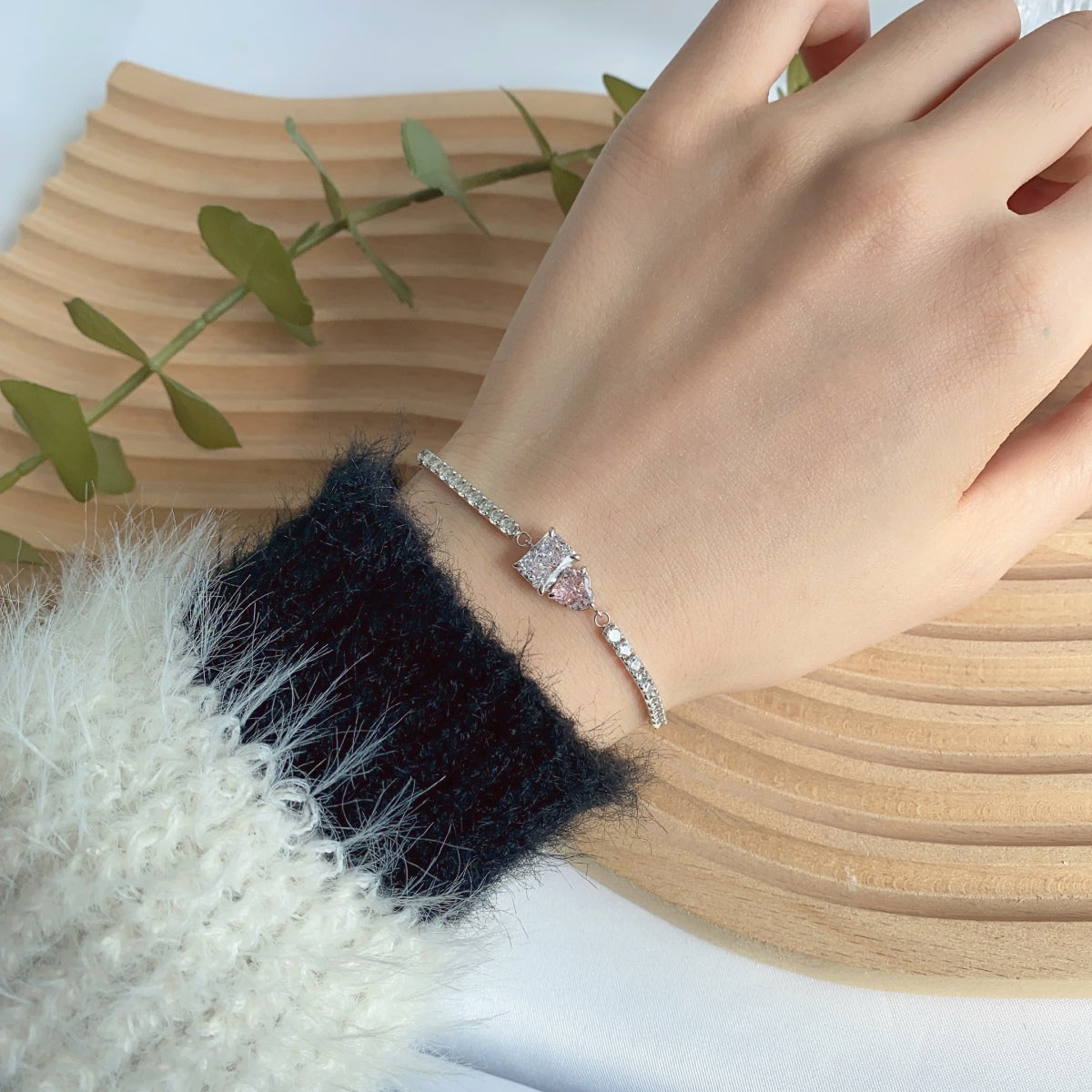 [AuraEcho]Dazzling Unique Multi Shape Lover Bracelet