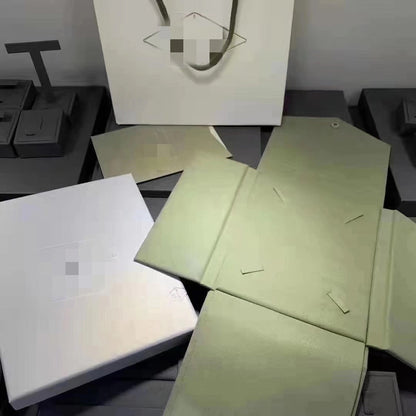 [AuraEcho]VA CLOVER BRACELET NECKLACE RING BOX GIFT BAG